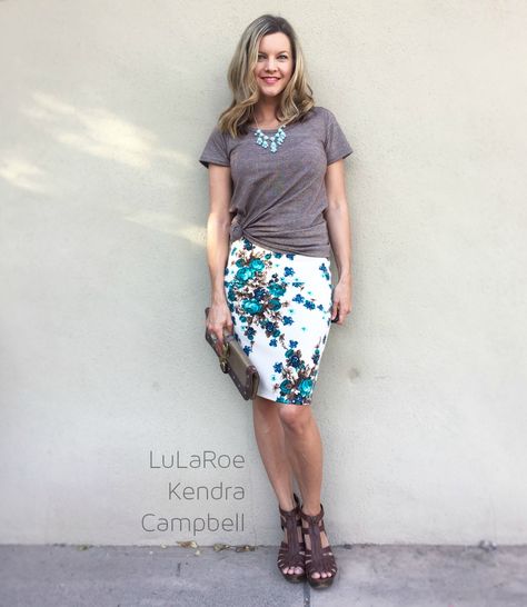 The LuLaRoe Cassie skirt takes the fancy up a notch from the maxi skirt, without sacrificing comfort. This pencil skirt’s waistband flatters all body types and enables the wearer to adjust th… Lularoe Outfits, Lularoe Cassie, Cassie Skirt, Lularoe Styling, Lula Roe Outfits, Work Attire, Skirt Outfits, Fashion Advice, Floral Skirt