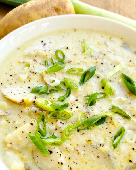 Rustic Leek And Potato Soup, Potatoe And Leak Soup Recipe, Potato Leek Bacon Soup Recipe, Potatoes Leek Soup, Leek Potatoes Soup, Baked Potato And Leek Soup, Rustic Cooking Recipes, Potato Leek Bacon Soup, Potato Leek Kale Soup