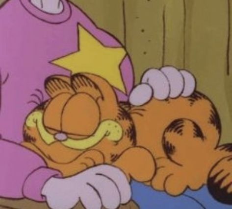 Garfield Homescreen, Fat Orange Cat, Garfield Pictures, Garfield Images, Garfield The Cat, Vintage Garfield, I Hate Mondays, Garfield Cat, Garfield Comics