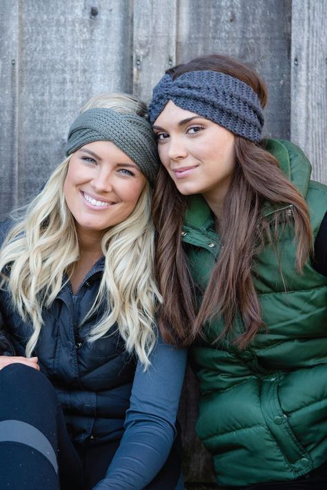 BANDED WINTER HEADBANDS | Fashionable & functional cold weather headbands featuring our signature no-slip design. Every headband purchased provides 3 meals for a child in need in Uganda. Winter Headband Outfit, Winter Camping Outfits, Cold Weather Outfits Winter, Cold Weather Hats, Headband Outfit, Winter Outfits Cold, Womens Fashion Casual Winter, Winter Headbands, Camping Outfits