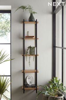 Scandi Industrial Bathroom, Minimalist Corner Shelf, Design Shelf Wall, Living Shelves Ideas, Corner Walls Decorating Ideas, Next Bronx Bedroom, Bedroom Alcove Shelves, Narrow Shelves Decor, Narrow Shelving Ideas