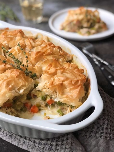 Phyllo Pastry Chicken Pot Pie, Phyllo Dough Recipes Dinner Chicken, Chicken Filo Pastry Recipes, Mini Chicken Pot Pies With Phyllo Dough, Chicken Pot Pie Philo Dough, Philo Dough Chicken Pot Pie, Chicken Pot Pie With Filo Pastry, Filo Chicken Pie, Chicken Filo Pie