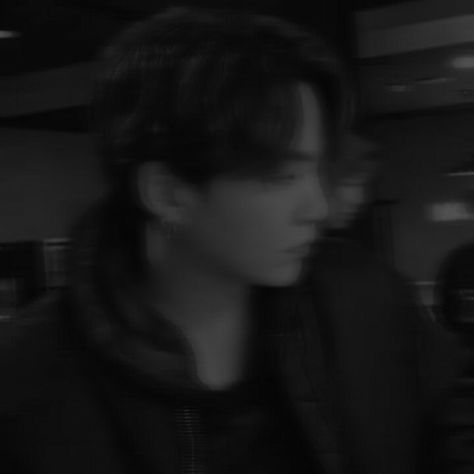 Suga Blurry Aesthetic, Yoongi Blurry Aesthetic, Black Blurry Aesthetic, Yoongi Black, Blurry Aesthetic, Son Of Hades, Blurry Pictures, Kim Joon, Min Yoongi Bts