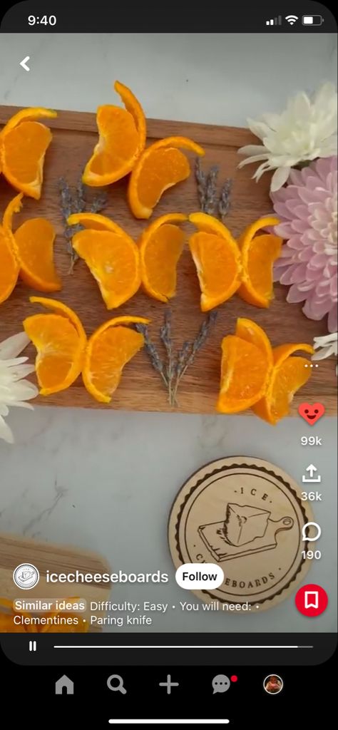 Oranges made into butterflies Citrus Butterflies, Charcuterie Board Orange Slices, Butterfly Picnic Theme, Oranges Into Butterflies, Butterfly Orange Slices, Fairy Party Appetizers, Butterfly Themed Birthday Party Food, Clementine Butterfly, Butterfly Fruit