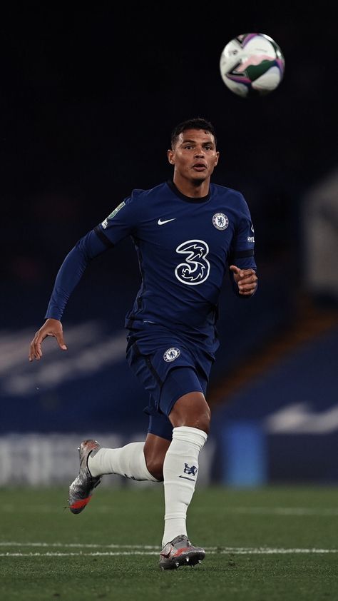 Thiago Silva Wallpaper Chelsea, Thiago Silva Wallpaper, Chelsea Football Team, Chelsea Fc Wallpaper, Chelsea Fc Players, Chelsea Wallpapers, Brazilian Football, Chelsea Team, Chelsea Blue