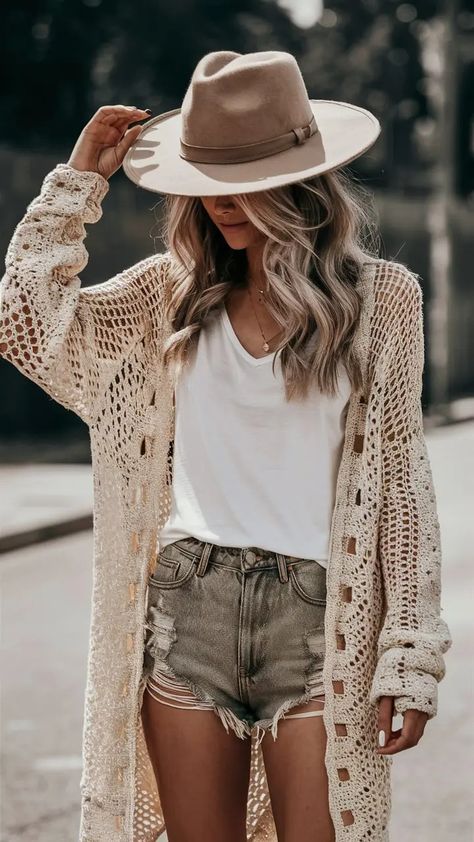 Embrace the Boho Vibes: How to Style a Boho Kimono Cardigan Boho Kimono Cardigan, Summer Outfit Accessories, Traditional Japanese Kimono, Boho Summer Outfits, Womens Style, Boho Kimono, Kimono Cardigan, Boho Look, Boho Summer