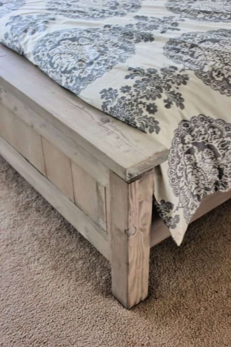 How To Make A Bed With Headboard (Free Plan) - Its Overflowing Diy Farmhouse Bed Frame, Wooden Bed Frame Diy, Diy King Size Headboard, King Size Bed Frame Diy, Diy King Headboard, Queen Bed Frame Diy, Diy King Bed, Diy Farmhouse Bed, Diy King Bed Frame