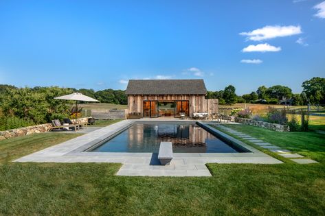 Farmhouse Pools, Country Pool House, Farmhouse Swimming Pool, Pool Barn House, Farmhouse Pool Ideas, Farm Pool, Barn Pool House, Country Pool Landscaping, Farmhouse Pool