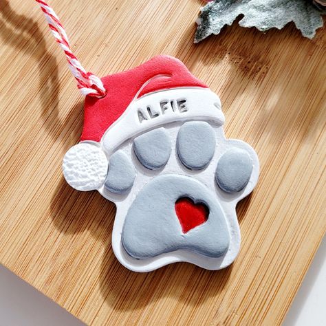 Clay Art For Christmas, Diy Clay Xmas Ornaments, Clay Art Christmas Ideas, Air Clay Christmas Ideas, Ceramic Christmas Ornaments Diy, Christmas Modeling Clay Ideas, Christmas Clay Crafts For Kids, Air Clay Ornaments Diy, Christmas Clay Ideas Diy Gifts