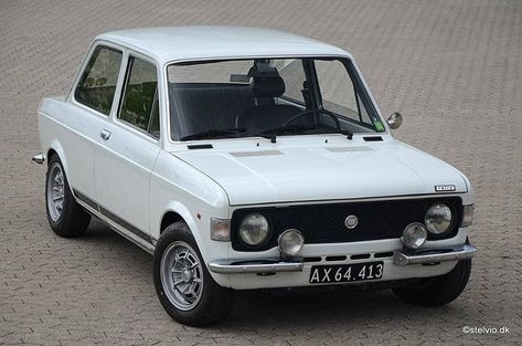 Classic European Cars, Sale Picture, Fiat 128, Fiat 126, Fiat 600, Car Classic, City Car, Toy Brand, Italian Cars