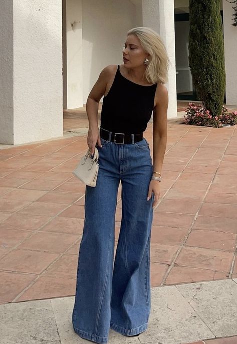 Summer Holiday Outfits Women 30s, Australian Fashion Summer, Early Fall Brunch Outfit, Ice Cream Date Outfit Casual, Chic Jeans Outfit Classy, 90s Relaxed Jeans Outfit, Nude Heels Outfit Classy, Monterey California Outfits, Sneaker And Jeans Outfit