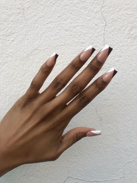 Gel Nails Ideas Black Women, Brown Nails For Black Women, Fall Color Nails Black Women, Short Set Nails Black Women, Trendy Fall Nails Square, Trendy Minimalist Nails Square, Brown And White French Tip Nails, Minimalist Nails Black Women, Brown Tapered Square Nails