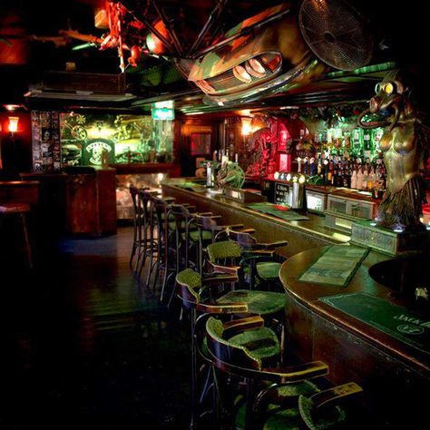 The 8 best dive bars in London Old Dive Bar Aesthetic, 60s Bar Design, Dive Bar Ideas, Beach Dive Bar, Dive Bars Aesthetic, 70s Dive Bar Aesthetic, Weird Bathrooms, Dive Bar Aesthetic, Bars Aesthetic