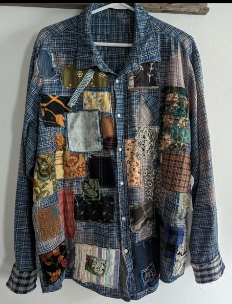 Patched Shirt, Flannel Upcycle, Upcycling Shirts, Shirt Patchwork, Clothing Refashion, Ropa Upcycling, Bleached Flannel, Refashioned Clothing, Patch Pants