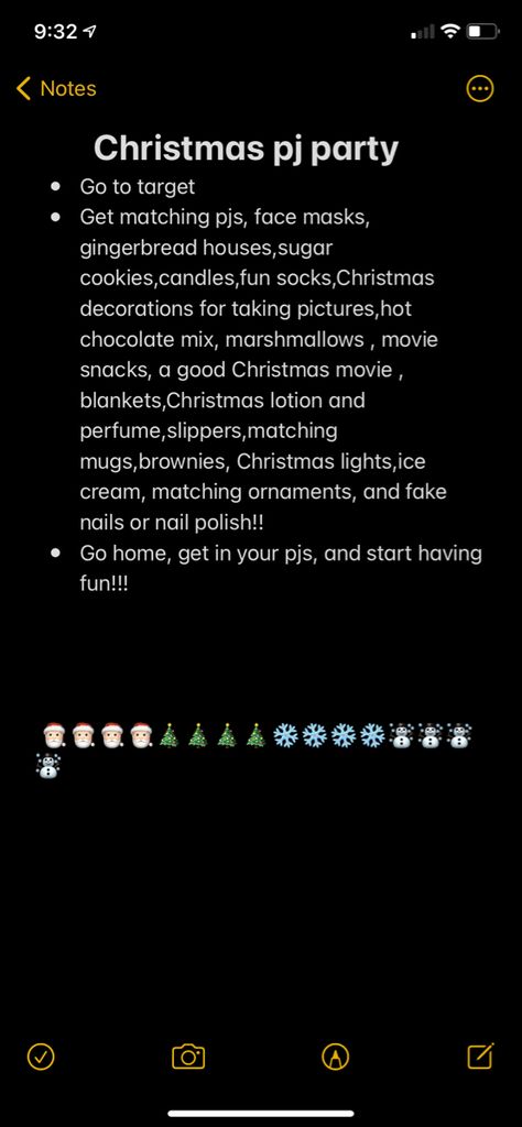 Christmas Hangout Ideas With Friends, Trends For Christmas 2024, Friend Xmas Party, Best Friend Christmas Sleepover Ideas, Christmas Hang Out Ideas, Christmas Friend Activities, Christmas Pjs Party Ideas, Preppy Christmas Sleepover Ideas, Christmas Party Ideas With Friends