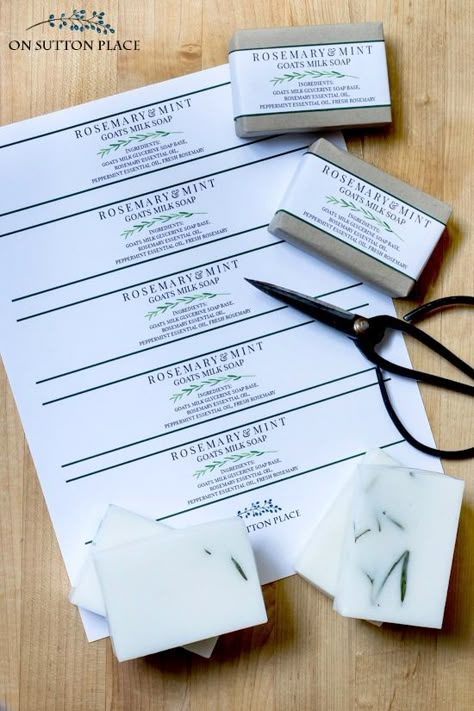 DIY Rosemary Mint Soap Recipe: Melt and Pour Version - On Sutton Place Mint Soap Recipe, Diy Soap Base, Rosemary Mint Soap, Soap Packaging Diy, Beeswax Products, Handmade Soap Packaging, Mint Soap, Soap Packaging Design, Savon Diy