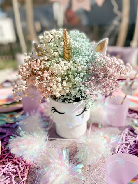 First Unicorn Birthday Party, Fall Unicorn Party, Unicorn Picnic Birthday Party, Unicorn Carnival Birthday Party, Unicorn Tablescape, Unicorn Picnic Party, Unicorn Beach Party, Unicorn Party Table Decorations, Unicorn Rainbow Party Ideas