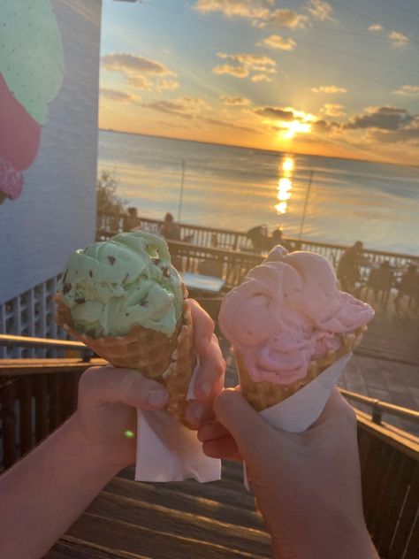 Ice Cream Aesthetic Summer, Beach Ice Cream Aesthetic, Ice Cream At The Beach Aesthetic, Ice Cream Cones Aesthetic, Summer Aesthetic Ice Cream, Summer Vision Board Pictures, Ice Cream Cone Aesthetic, Beach Ice Cream Shop, Summer Ice Cream Aesthetic