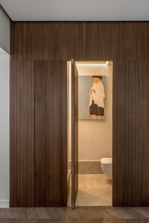 Toilet Door Ideas, Hidden Bathroom Door, Secret Door Ideas, Door Remodel, Bathroom Door Ideas, Beautiful Powder Rooms, Timber Battens, Secret Safe, Modern Toilet