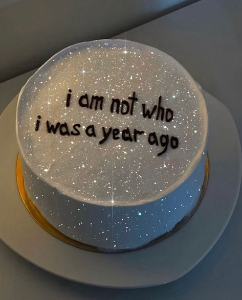 Cake Phrases, Glitter Birthday Cake, 17 Birthday Cake, Luxury Cake, Wedding Design Decoration, December Birthday, 19th Birthday, 22nd Birthday, Glitter Cake