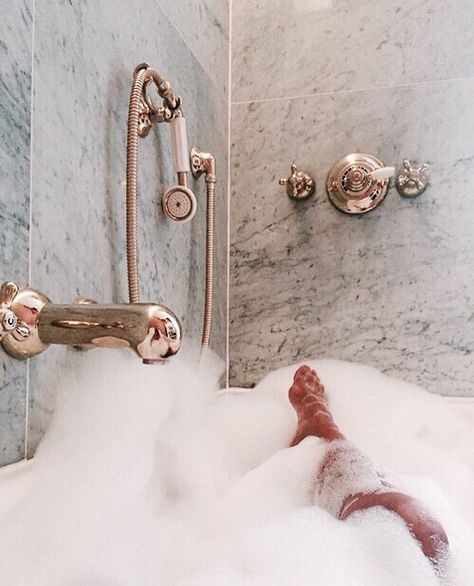 11-Decor Inspiration | Stunning Marble Baths-This Is Glamorous Jessica Day, Marble Bath, Relaxing Bath, Bubble Bath, Just Relax, Comfy Cozy, Bath Time, Luxury Life, Spa Day