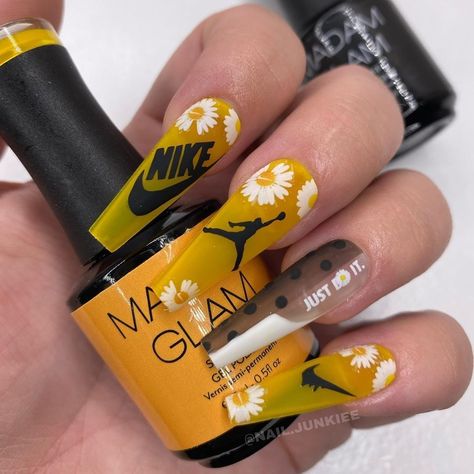 Jordan Nails, Nike Stickers, Sneaker Nails, Nike Nails, Nail Polish Kit, Madam Glam, Tangerine Dream, Nail Polish Gel, Nail Foil