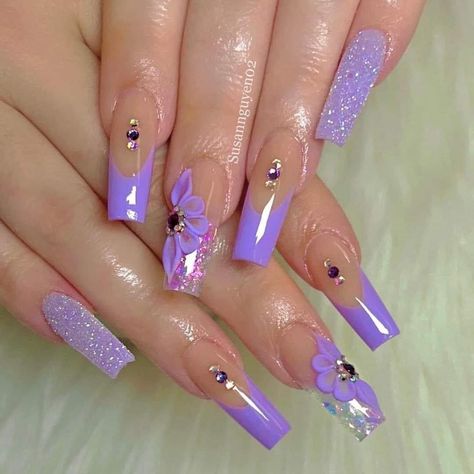 Nails Basic, Purple Nail Art Designs, Nails Images, Quinceanera Nails, Holiday Acrylic Nails, Nails Flowers, Purple Nail Art, Purple Acrylic Nails, Nails Gold