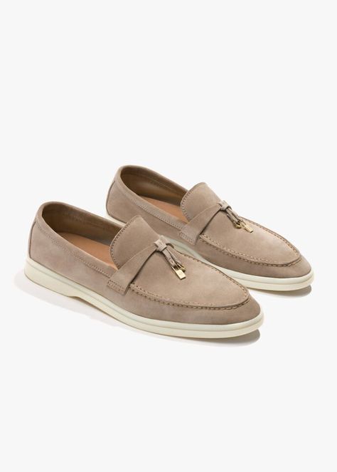 Summer Charms Walk | Loro Piana Loro Piana Summer Charms, Loro Piana Shoes, Winter Shoes Boots, Deck Shoes, Luxe Life, Sole Sneakers, Winter Sneakers, Elegant Shoes, Loro Piana