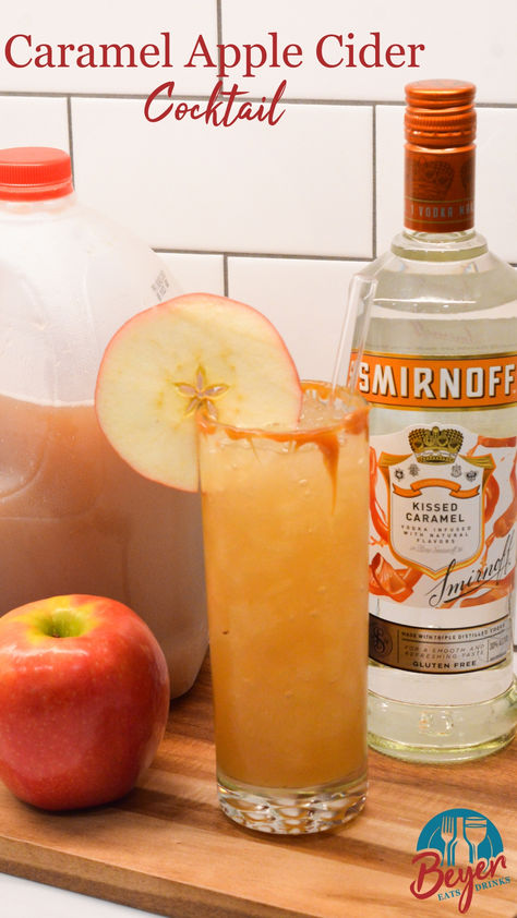 The perfect fall cocktail with the combination of caramel vodka and apple cider for this caramel apple cider cocktail. #Vodka #Cocktails #FallCocktails #Applecider Caramel Mixed Drinks, Carmel Apple Vodka Punch, Caramel Apple Cider Cocktail Recipes, Apple Cider And Carmel Vodka, Fall Cocktails Caramel Vodka, Caramel Apple Vodka Punch, Caramel Cider Cocktail, Apple Cider Caramel Vodka Cocktail, Carmel Alcoholic Drinks