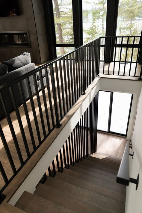 Metal Staircase Railing, Oak Stair Treads, Black Stair Railing, Wall Mounted Handrail, Metal Stair Railing, Interior Stair Railing, Redesign Ideas, Modern Stair Railing, Interior Railings