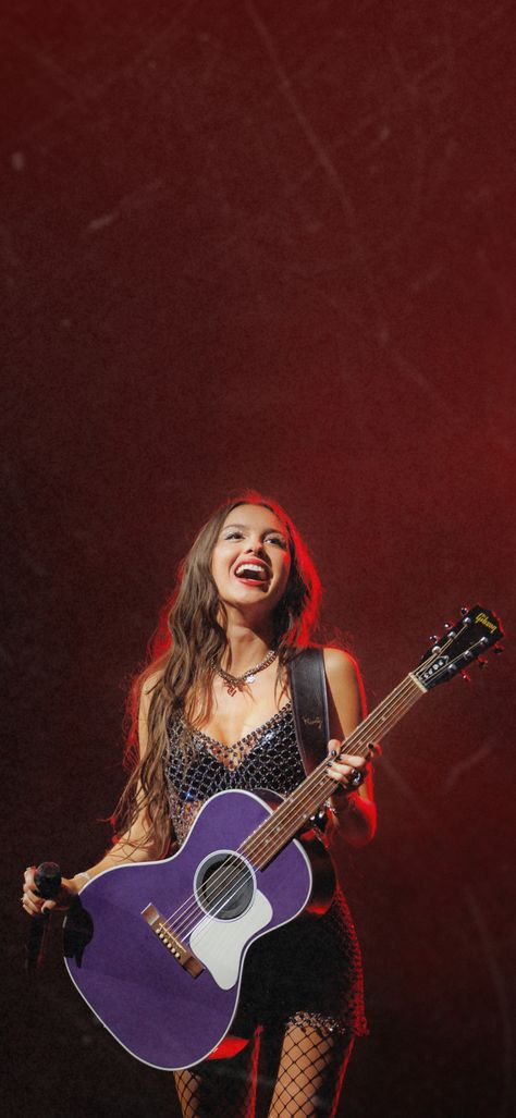 #oliviarodrigo #guts #gutsworldtour #wallpaper #lockscreen #olivia Singers Wallpaper Aesthetic, Olivia Rodrigo Pink Wallpaper, Olivia Rodrigo Posters For Room, Guts World Tour Aesthetic, Olivia Rodrigo Phone Wallpaper, Guts Photoshoot, Olivia Rodrigo Guts World Tour, Oliva Rodrigo Wallpapers, Pics Of Olivia Rodrigo