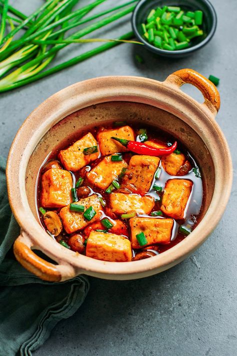 Braised Tofu, Vegan Fish, Tofu Dishes, Spicy Tomato Sauce, Vegan Sausage, Sweet Chili Sauce, Tofu Recipes, Vietnamese Recipes, Asian Cooking