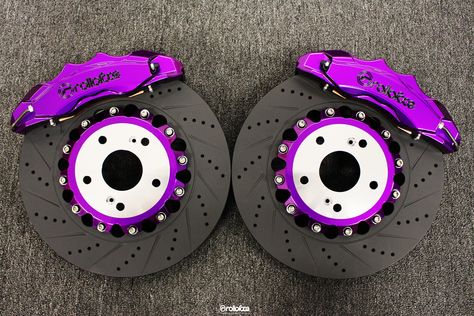 Cool Car Colors, Car Mods Exterior, Car Tuning Ideas, Purple Rims Cars, Purple Jdm Aesthetic, Purple Car Steering Wheel, Black Car Purple Accents, Car Modification Ideas, Purple Brake Calipers