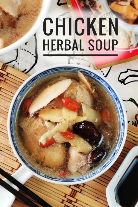 Chinese-style chicken herbal soup is well-known for its health benefits. Here is a list of questions and answers covering all aspects of making chicken herbal soup. Chinese Herbal Soup, Chinese Chicken Soup, Herbal Chicken Soup, Chinese Dessert Recipe, Asian Stir Fry Recipe, Herbal Soup, Health Soup, Panini Recipes Chicken, Chinese Soup Recipes