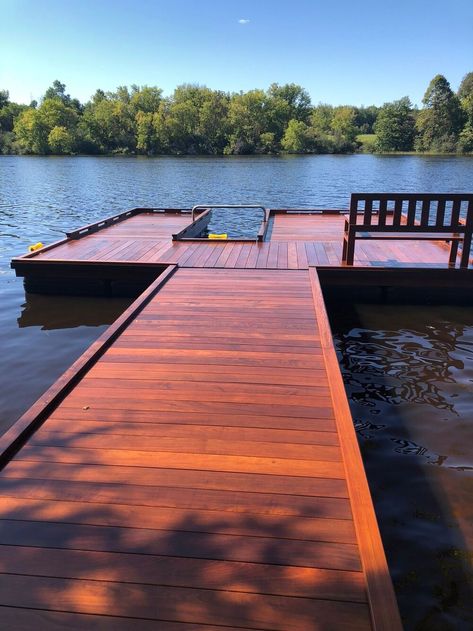 Lake Pier Ideas Decks, Boat Docks Ideas Design, Pond Dock Ideas, Dock Ideas Lakeside, Lake Docks Designs, Pond Gazebo, Pier Ideas, Lake Docks, Lake House Dock