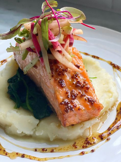 Winter Salmon Recipes, Salmon Dishes Dinners, Gourmet Fish Recipes, Maple Mustard Salmon, Celery Salad, Gourmet Food Plating, Mustard Salmon, Maple Mustard, Seafood Entrees