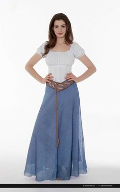 Ella Enchanted Costume Enchanted Outfit, Ella Enchanted Movie, Fantasia Diy, Literary Costumes, Movie Character Outfits, Medieval Dress Princess, Female Book Characters, Enchanted Dress, Movie Character Costumes