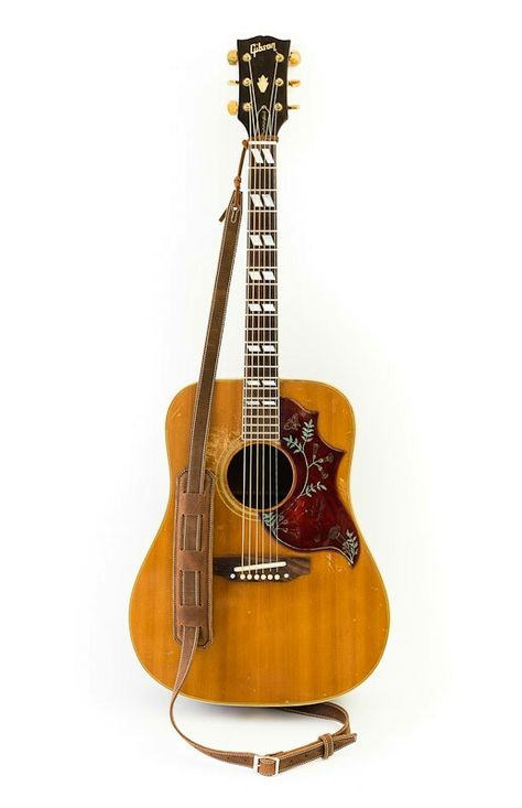 Gibson Acoustic, Gibson Guitar, Gibson Guitars, Classic Guitar, Vintage Guitar, Guitar Accessories, Music Guitar, Learn Guitar, Vintage Electric Guitars