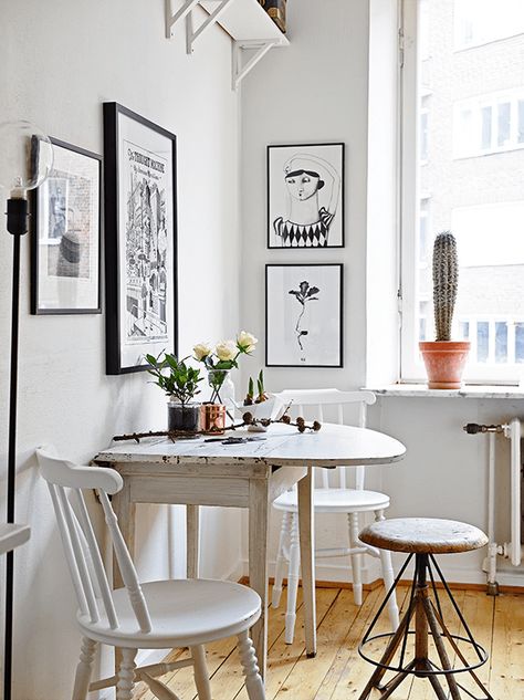 This is one rule you should consider breaking. #SOdomino #white #room #interiordesign #wall #furniture #yellow #table #floor #diningroom #blackandwhite Table Against Wall, Small Dining Room Table, Soho Loft, Small Kitchen Tables, Deco Studio, Small Dining, Small Living, Retro Stil, Room Table