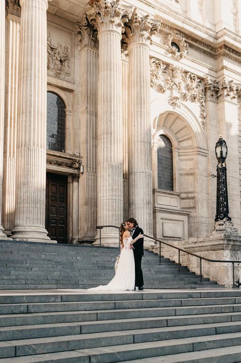 St Pauls wedding photoshoot, London wedding photographer, Monreal Bridal 'Tina' wedding dress Townhall Wedding, London Elopement, Pre Shoot, Photoshoot London, London Photoshoot, City Wedding Photos, City Wedding Photography, London Wedding Venues, Photoshoot Locations