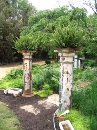 antique 004 Old Porch Columns Repurposed, Garden Pillars Columns Landscaping, Garden Columns Ideas, Old Porch Posts Repurposed, Old Columns Repurposed, Garden Columns, Decorative Pedestal, Blooming Branches, Porch Posts