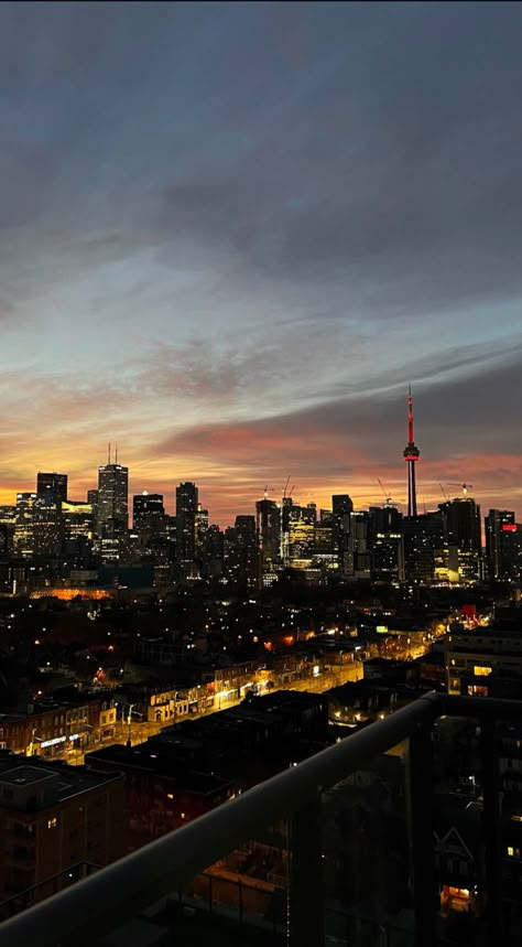 Toronto Sunset Aesthetic, Toronto Condo View, New York Balcony, Toronto Views, Toronto Wallpaper, Apartment Toronto, Toronto Penthouse, Toronto View, Toronto Lifestyle