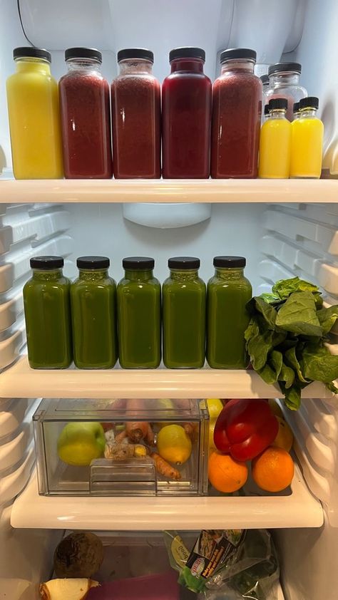 Healthy Fridge, Healthy Juicer Recipes, Resep Smoothie, Ginger Shot, Asmr Food, Healthy Food Motivation, Healthy Lifestyle Food, Healthy Lifestyle Inspiration, Healthy Juices