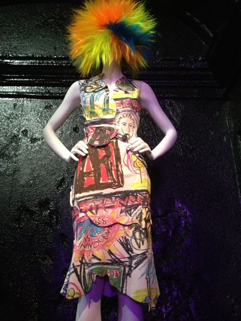 punk- Punk Reference, Punk Chaos To Couture, Chaos To Couture, 1970s Punk, Distressed Dress, Gala Looks, Girl Energy, Creative Clothing, Runway Fashion Couture