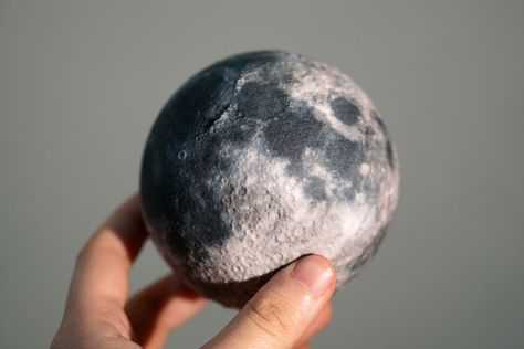 3D-Printed Solar Systems, Moons and Planets for Your Desktop | Colossal Planet Model, Moon Globe, Saturns Moons, Jupiter Moons, Aesthetic Story, Solar Systems, Planets And Moons, Water Globes, Earth Globe