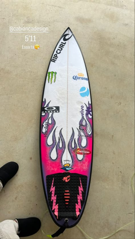 Surfboard Design Ideas Board Art, Surf Board Designs Surfboard Art Paint, Surf Board Art Design, Surf Boards Drawing, Surfboard Spray Paint Design, Pink Surfboard Aesthetic, Surfboard Design Art, Custom Surfboard Design, Skimboard Designs