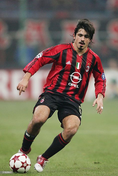 Ac Milan Champions League, Gennaro Gattuso, Milan Ac, Paolo Maldini, British Football, Football Legends, Football Icon, Soccer Stars, School Football