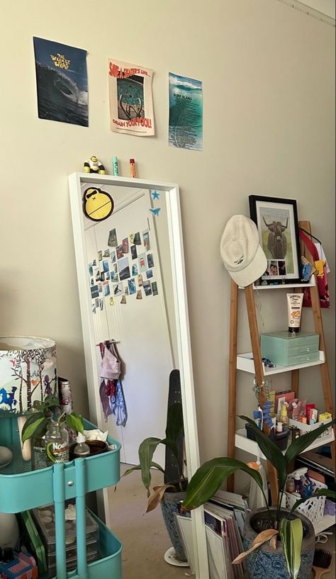 Aussie Beach Girl Room, Beach Girl Room Aesthetic, Surfer Girl Aesthetic Bedroom, White Tree Decorations, Surfer Girl Room, Surfer Room, Surf Room Decor, Ocean Room Decor, Beachy Room Decor