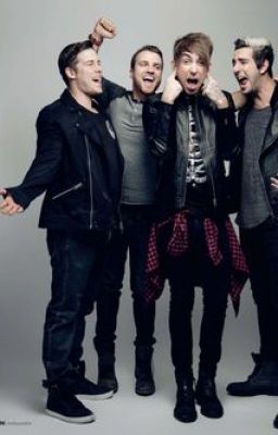 #wattpad #fanfiction Something's Gotta Give (Alex Gaskarth/All Time Low fanfic) Alex and the rest of his friends, were never ones to be serious about anything other than their band. They lived and breathed it. That's all Alex could think about was the idea of their band being more than just some garage band. But when h... Zack Merrick, Austin Carlile, Alex Gaskarth, Anatomy Quotes, Jack Barakat, Brooke Davis, Harvey Specter, Mayday Parade, Grey Anatomy