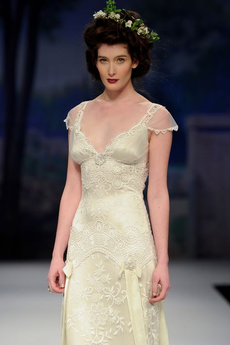 Claire Pettibone dress, Spring 2012 Claire Pettibone Bridal, French Country Side, Claire Pettibone, French Toile, Planning Inspiration, Dreamy Dress, Dream Wedding Dresses, Toulouse, Fancy Dresses